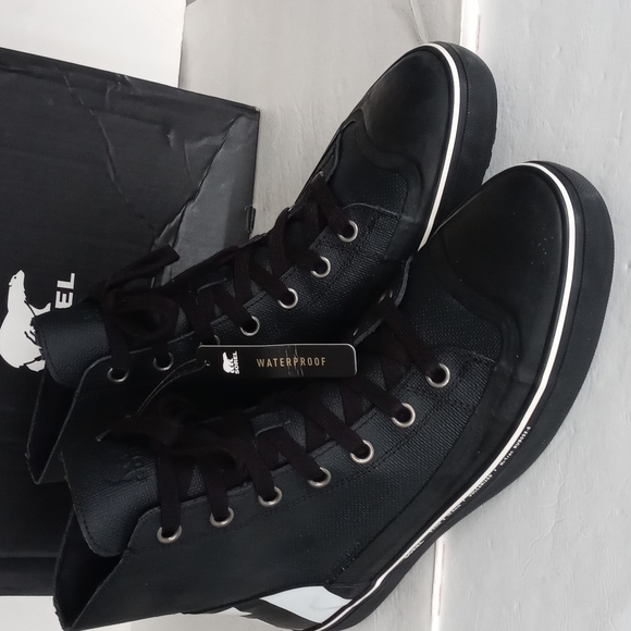 BRAND NEW SOREL CHEYANNE METRO HI WP - Picture 13 of 16